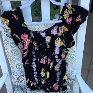 Floral top